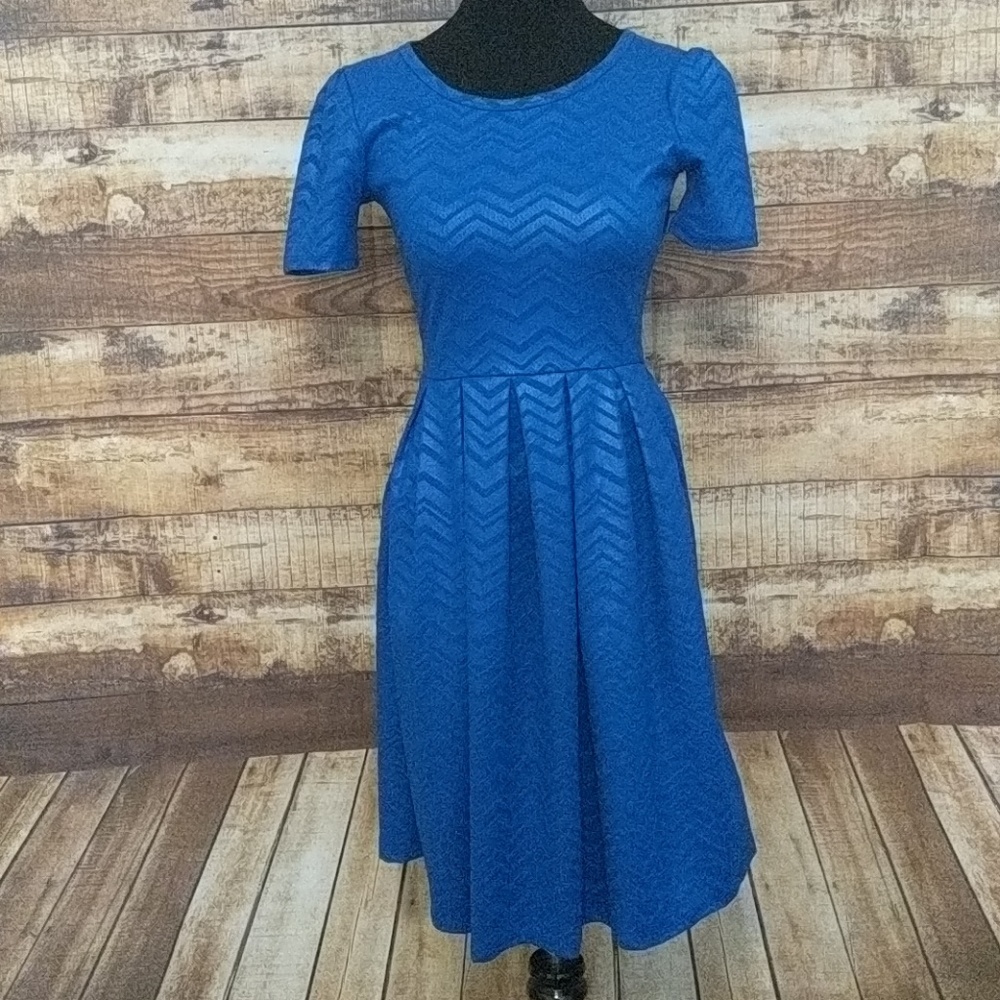 Lularoe amelia blue chevron